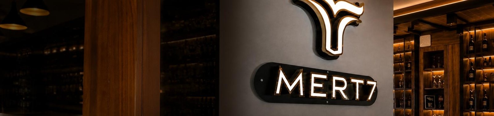 Mert7 Steakhouse restaurant ambiance